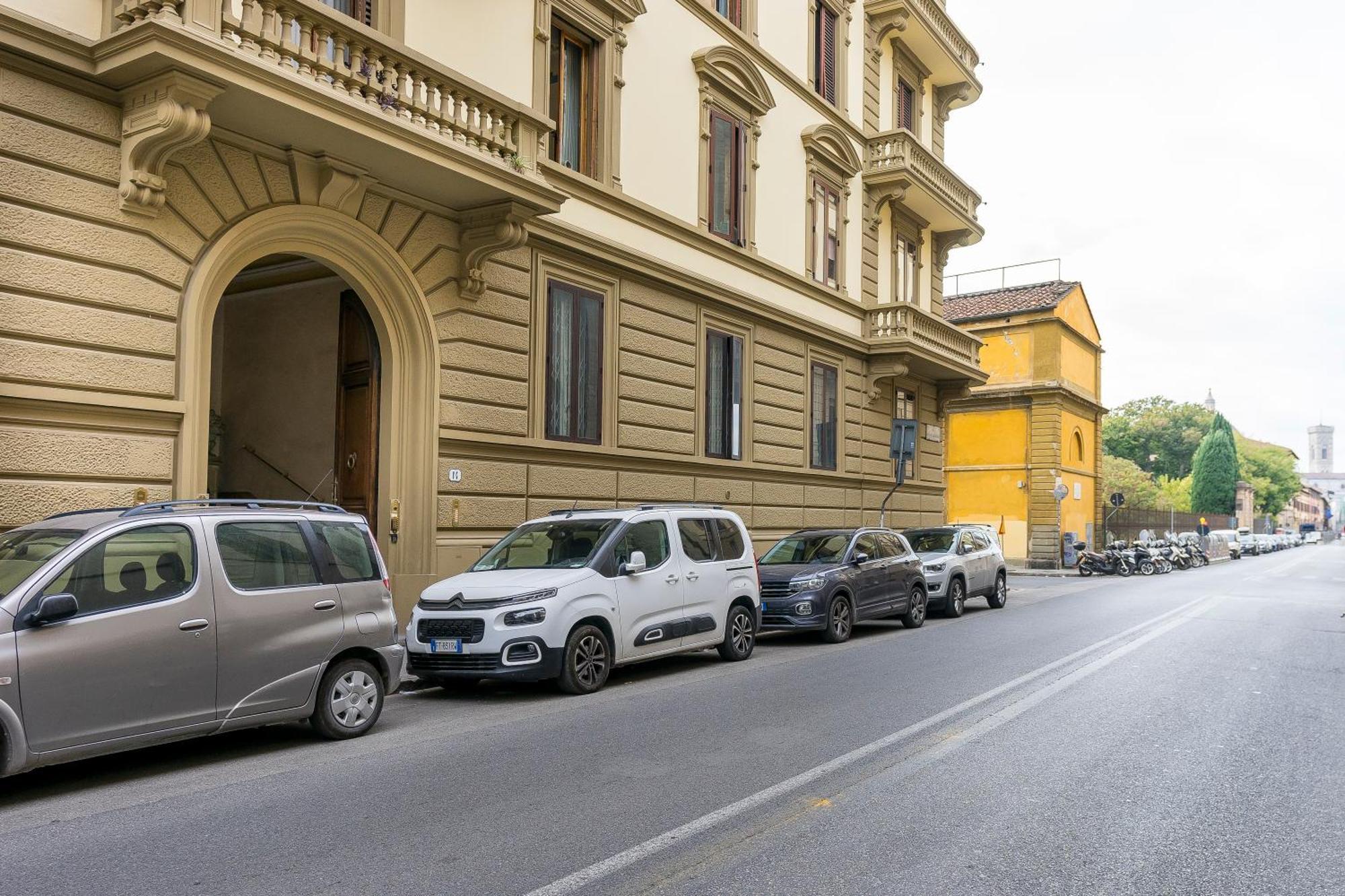 San Marco White Appartamento Luxury Con Garage Su Richiesta Firenze Kültér fotó